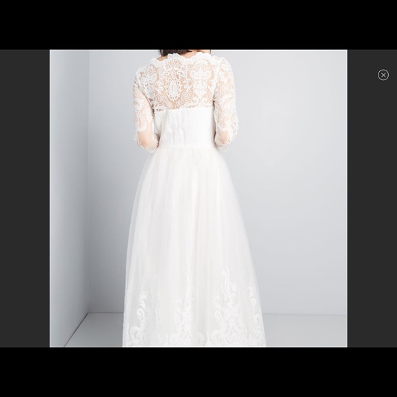Modcloth White Lace Maxi Gown Super RARE - Picture 5 of 7